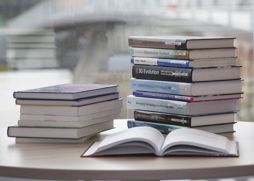 Dzieci uczą dzieci – rówieśnicze formy pomocy i mentoringu