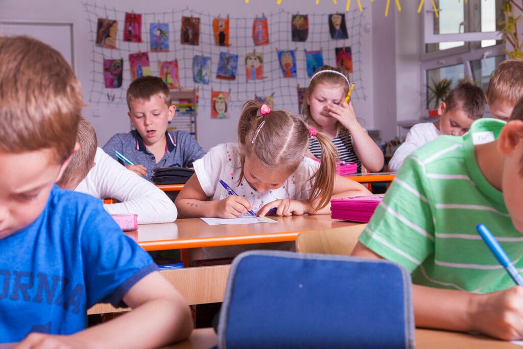 Ergonomia przede wszystkim: jak meble szkolne wpływają na zdrowie i postawę uczniów