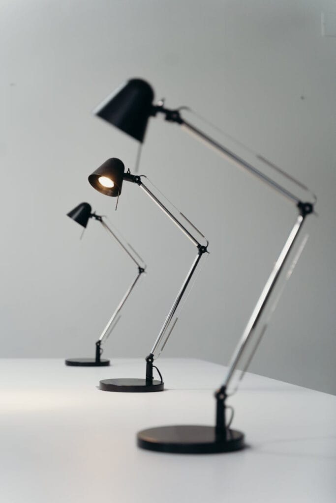 Najlepsze lampy do nauki. Jakie są najbardziej efektywne?