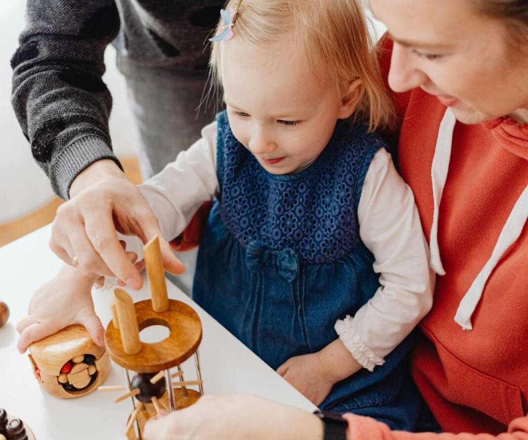 motoryka mała u dzieci zabawki Woodforkids.pl