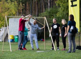 Machina Goldberga dla Firm: Odblokuj Potencjał Twojego Zespołu Poprzez Kreatywną Integrację Machina Goldberga dla Firm: Odblokuj Potencjał Twojego Zespołu Poprzez Kreatywną Integrację